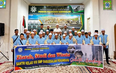 Santri Kelas 8 Laksanakan Ziarah dan Studi Wisata ke Jakarta–Bandung Selama Satu Pekan