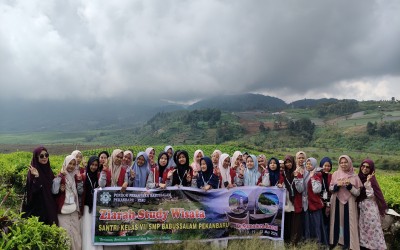 Ziarah dan Study Wisata Santri Kelas VII SMP Babussalam, Belajar Langsung dari Alam dan Sejarah