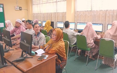Guru SMP Babussalam Sukses Mengisi Sulingjar 2026 di Labor TIK