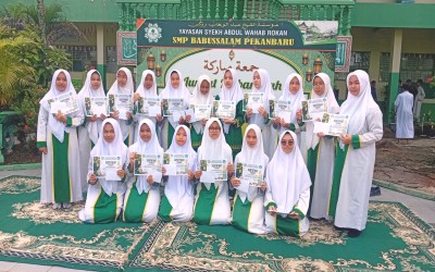 Meski Tanggal Merah, SMP Babussalam Tetap Gelar Jumat Mubarokah Penuh Makna